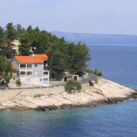 Apartments Gugic Приградица Экстерьер фото